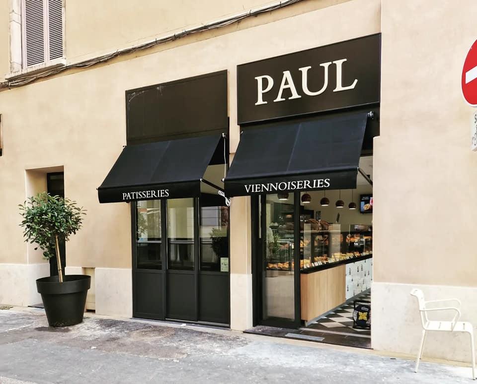 STORES BANNETTES boulangerie PAUL à LYON