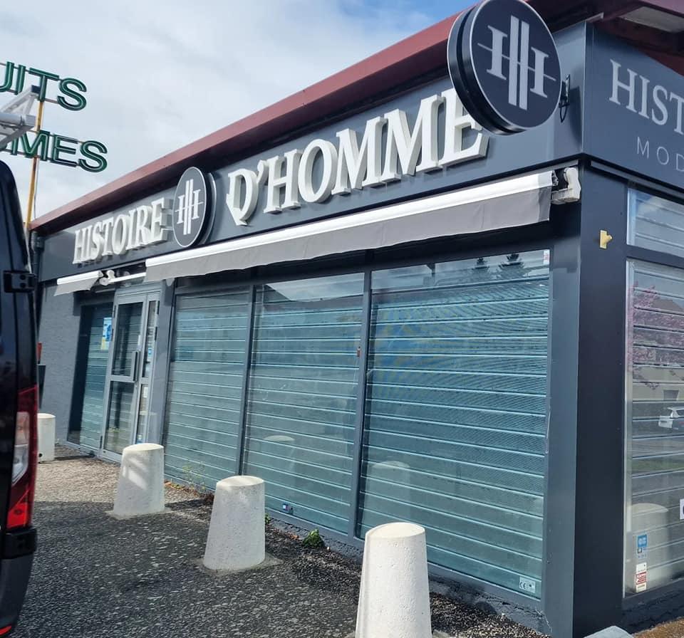 POSE DE FILM TRANSPARENT ANTI U.V SUR LES VITRES DE HISTOIRE D'HOMME à MONISTROL-SUR-LOIRE